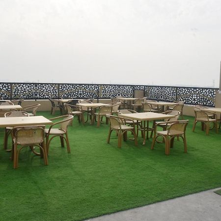 The Rich Hotel & Apartments Lahore Ngoại thất bức ảnh