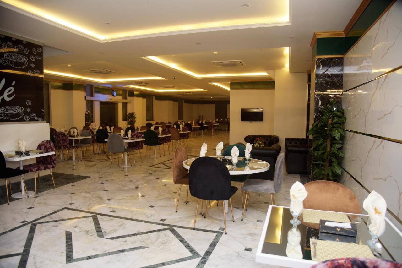 The Rich Hotel & Apartments Lahore Ngoại thất bức ảnh