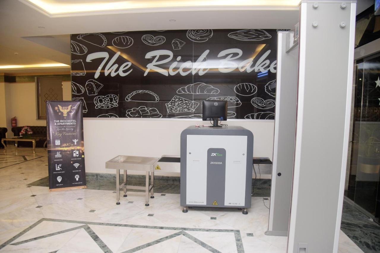 The Rich Hotel & Apartments Lahore Ngoại thất bức ảnh
