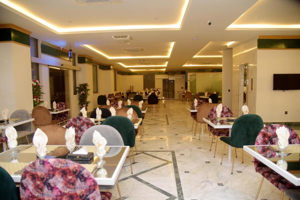 The Rich Hotel & Apartments Lahore Ngoại thất bức ảnh